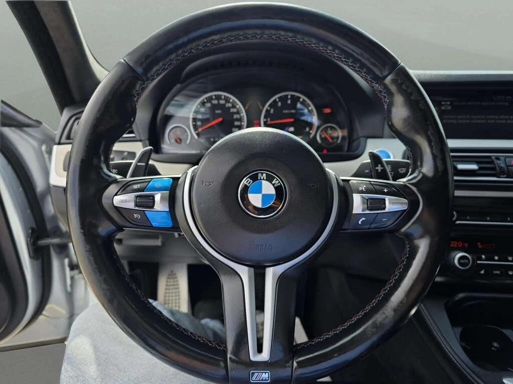 BMW M5 * М-Package* * HeadUp* AвтоКредит* (ЦЕНА ДО БГ), снимка 12 - Автомобили и джипове - 54519114
