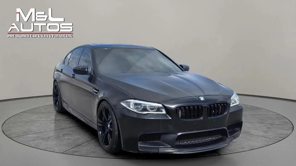 BMW M5 * М-Package* * HeadUp* AвтоКредит* (ЦЕНА ДО БГ), снимка 3 - Автомобили и джипове - 54519114
