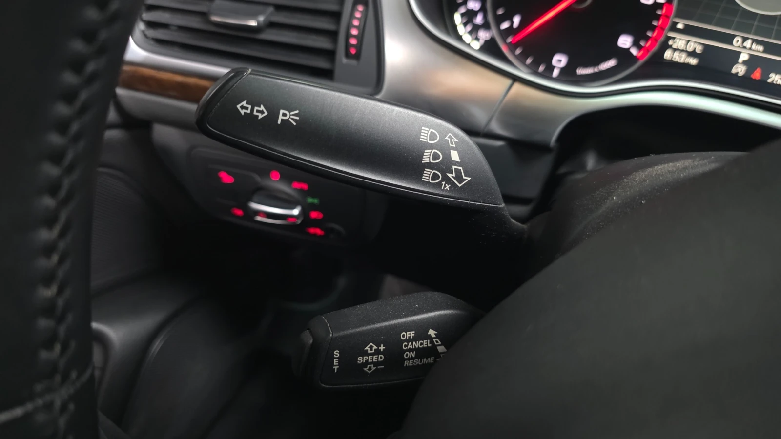 Audi A6 3.0 TDI Quattro , снимка 17 - Автомобили и джипове - 54931389