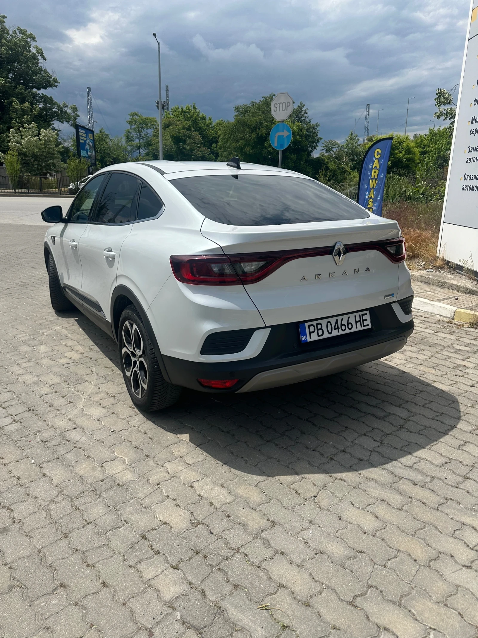 Renault Arkana 1.6 E tech hybrid, снимка 2 - Автомобили и джипове - 55016383