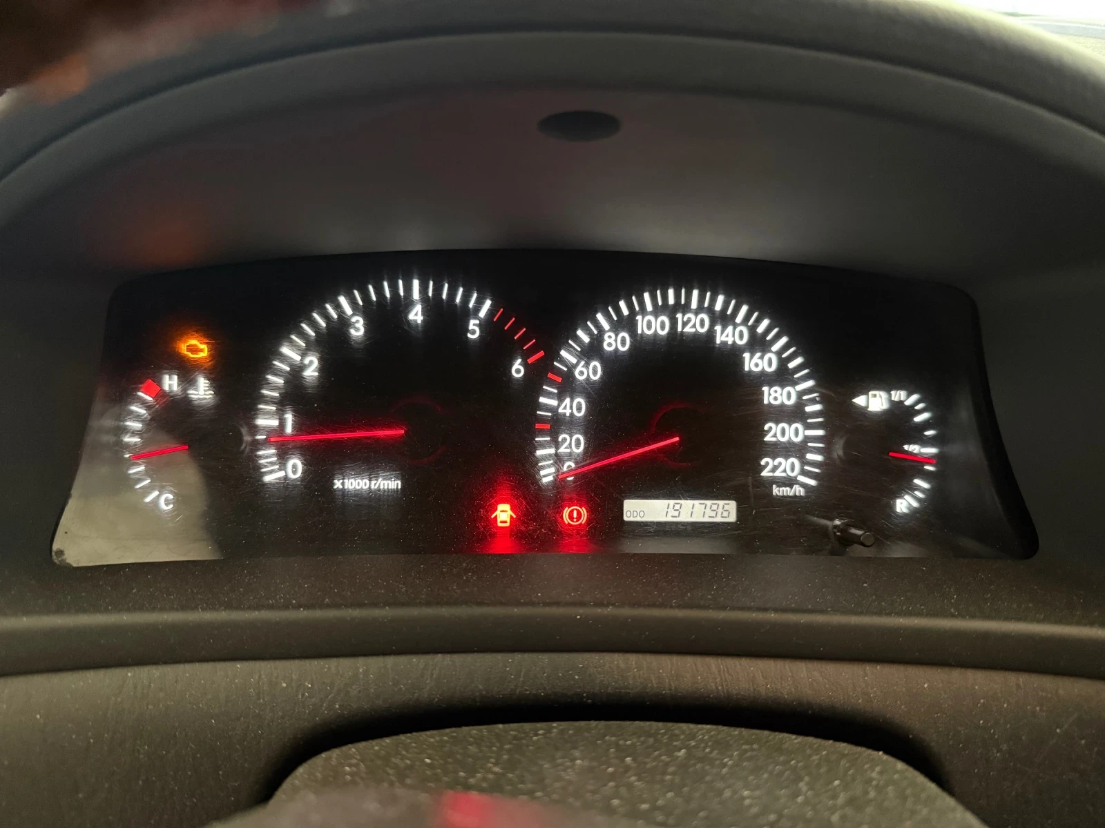 Toyota Corolla verso, снимка 9 - Автомобили и джипове - 55546188