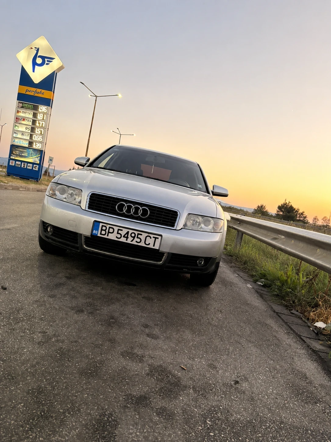 Audi A4, снимка 2 - Автомобили и джипове - 55571914