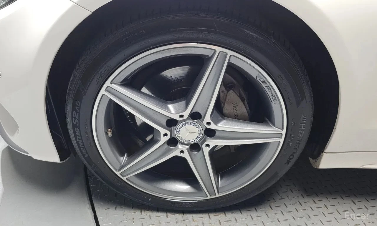 Mercedes-Benz C 200 AMG, снимка 14 - Автомобили и джипове - 55643462