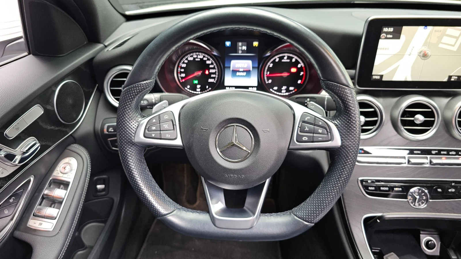 Mercedes-Benz C 200 AMG, снимка 10 - Автомобили и джипове - 55643462