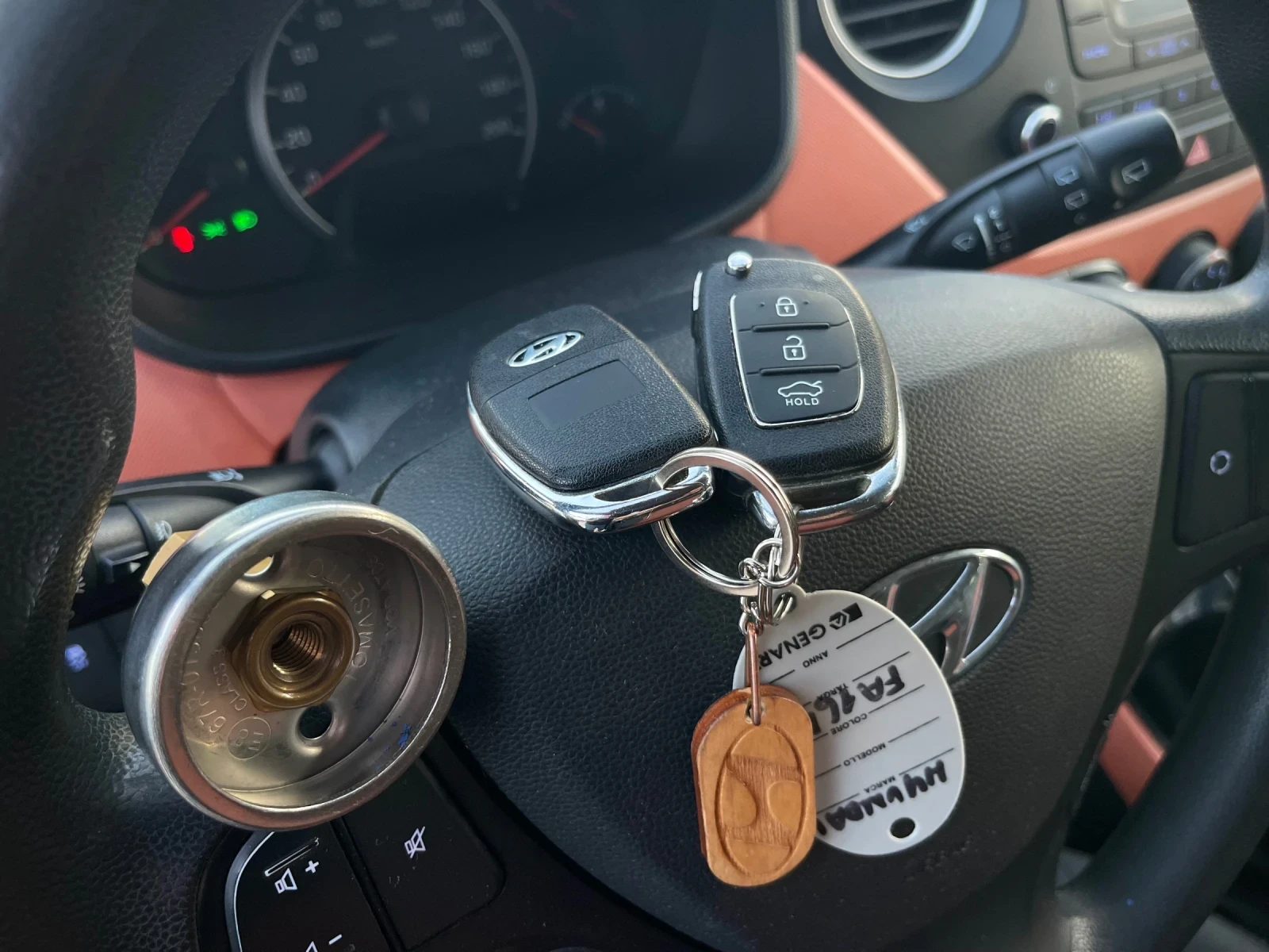 Hyundai I10 Гфа/Бензин, снимка 15 - Автомобили и джипове - 55676025