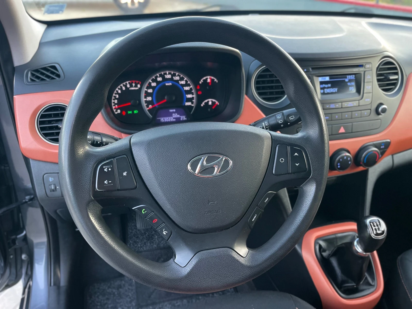 Hyundai I10 Гфа/Бензин, снимка 12 - Автомобили и джипове - 55676025
