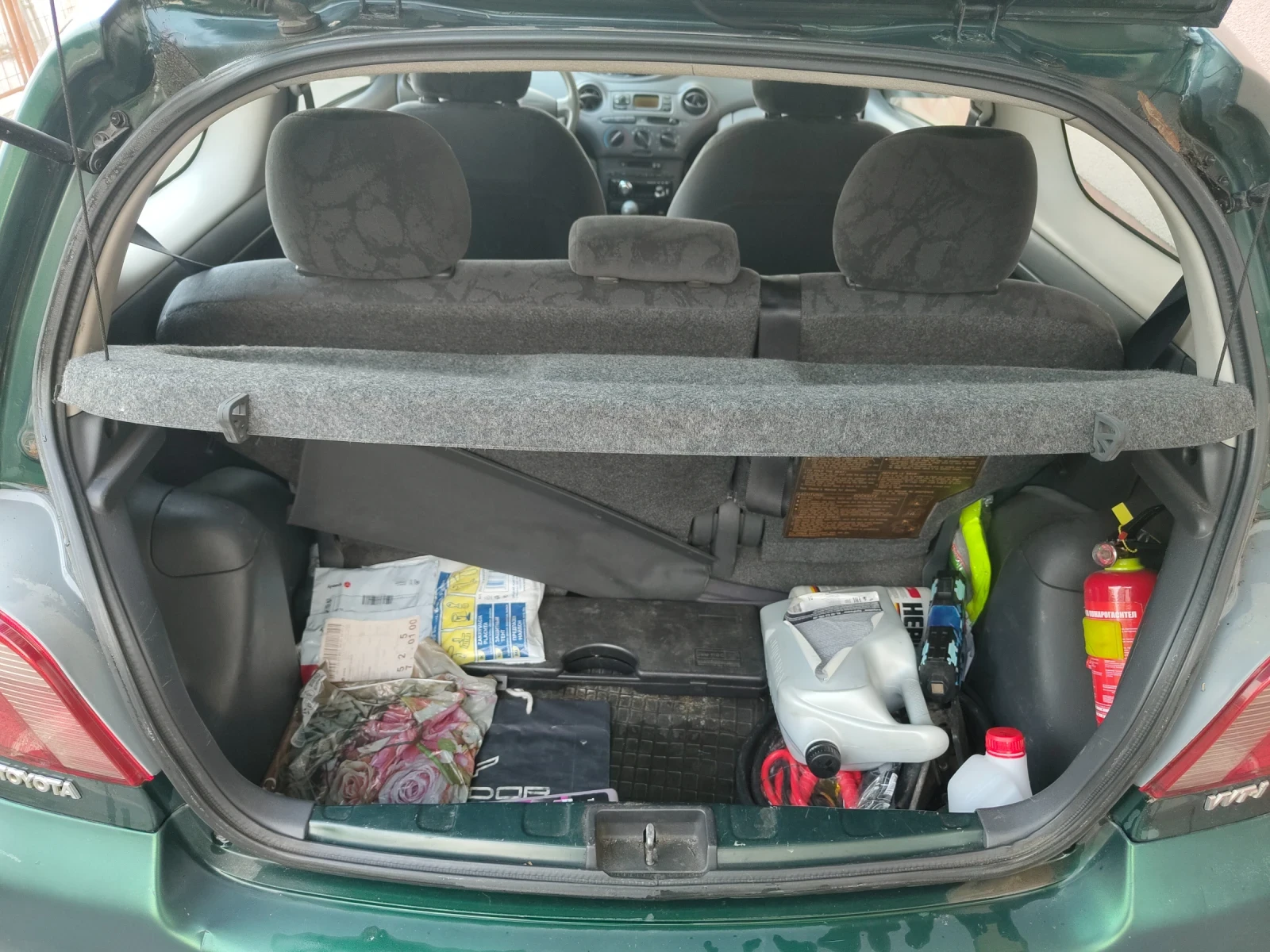 Toyota Yaris, снимка 16 - Автомобили и джипове - 55717559