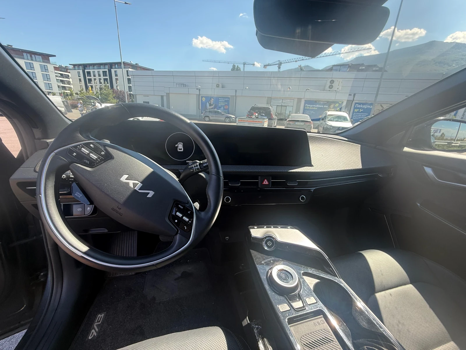 Kia EV6, снимка 12 - Автомобили и джипове - 55747331