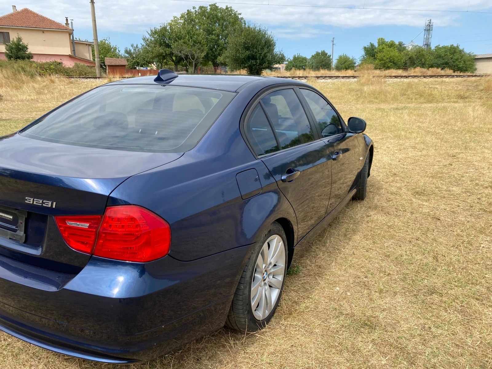 BMW 323, снимка 6 - Автомобили и джипове - 55825401
