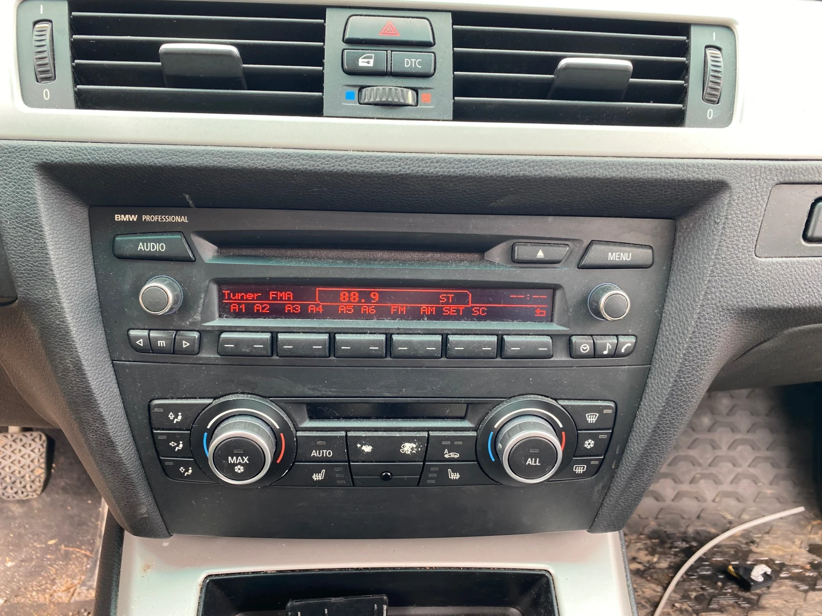 BMW 323, снимка 13 - Автомобили и джипове - 55825401
