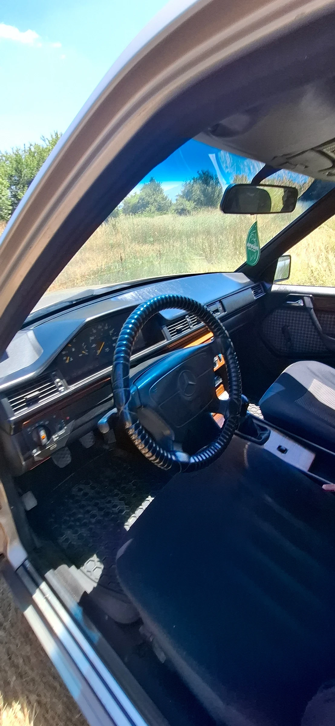 Mercedes-Benz 200, снимка 6 - Автомобили и джипове - 55847558