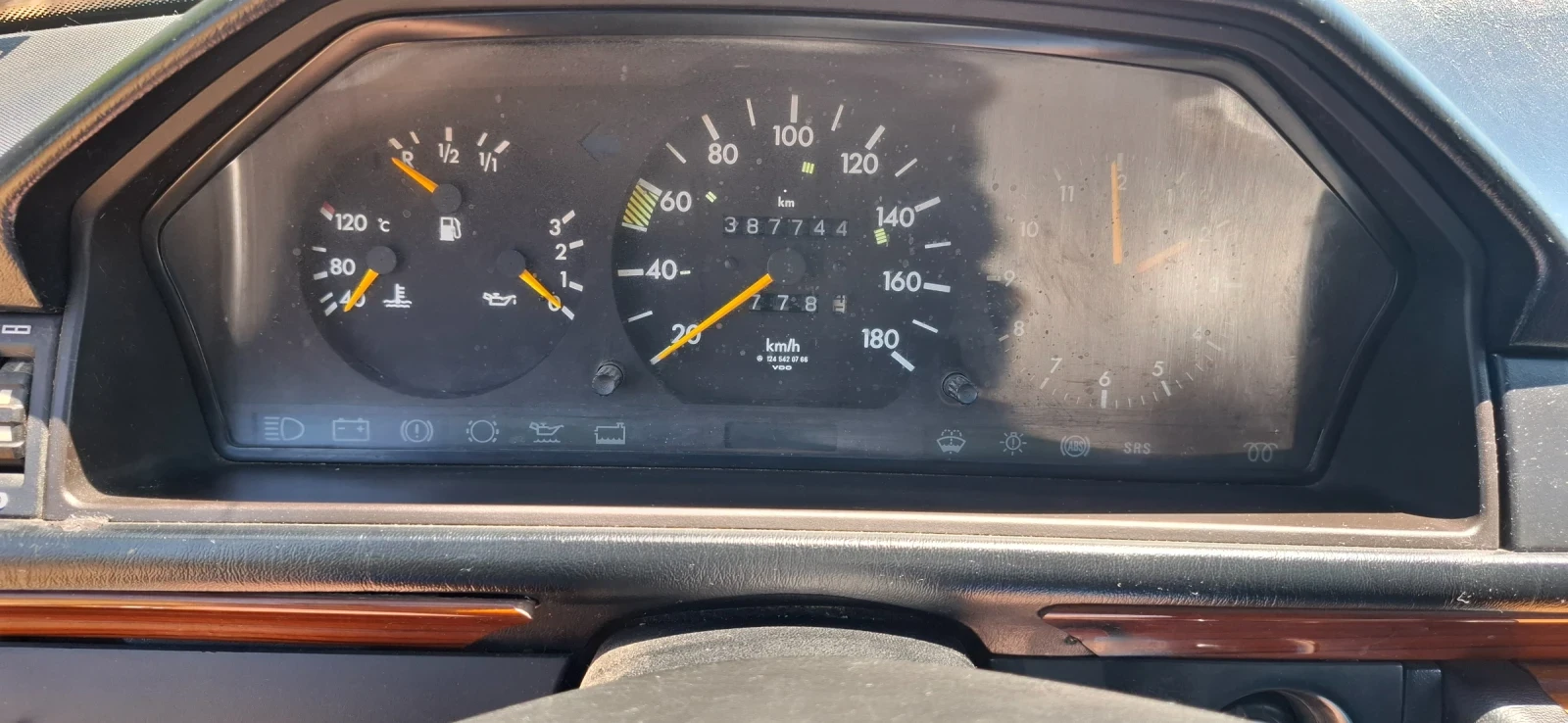 Mercedes-Benz 200, снимка 10 - Автомобили и джипове - 55847558