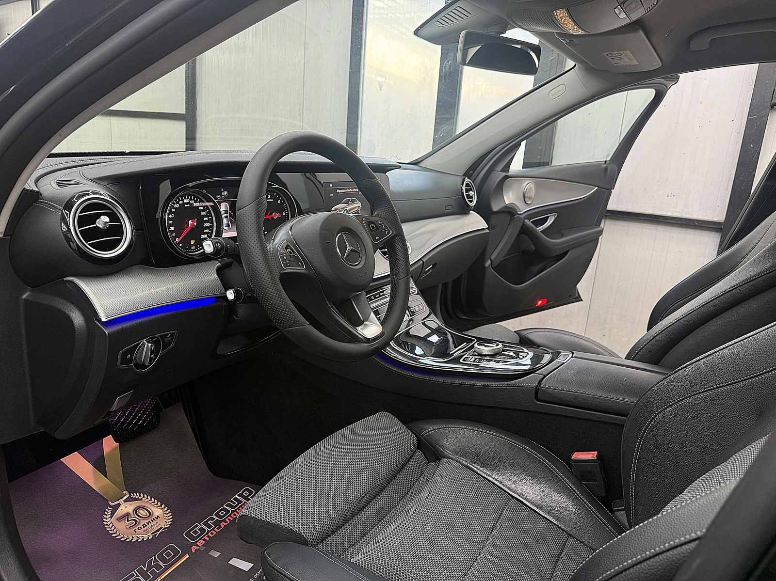 Mercedes-Benz E 220 BRABUS/9gt/KeylessGo/СОБСТВЕН ЛИЗИНГ, снимка 13 - Автомобили и джипове - 55989323