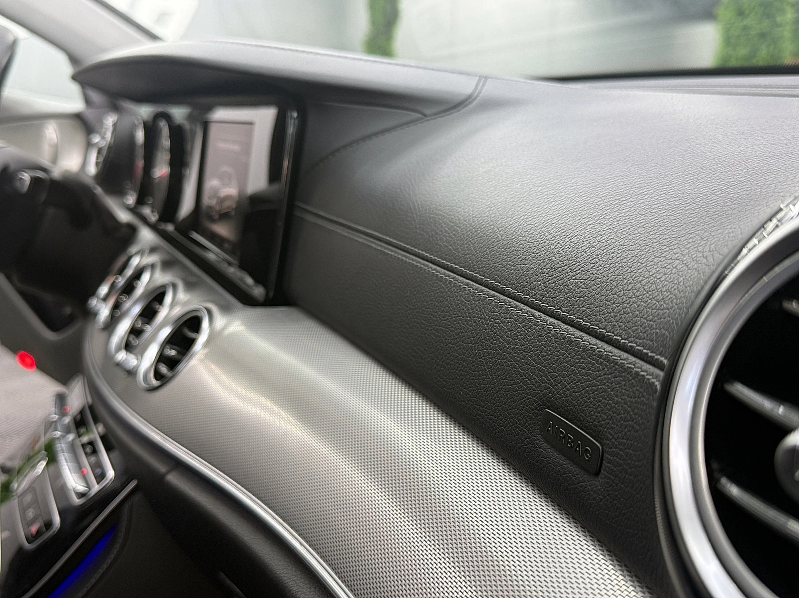 Mercedes-Benz E 220 BRABUS/9gt/KeylessGo/СОБСТВЕН ЛИЗИНГ, снимка 15 - Автомобили и джипове - 55989323