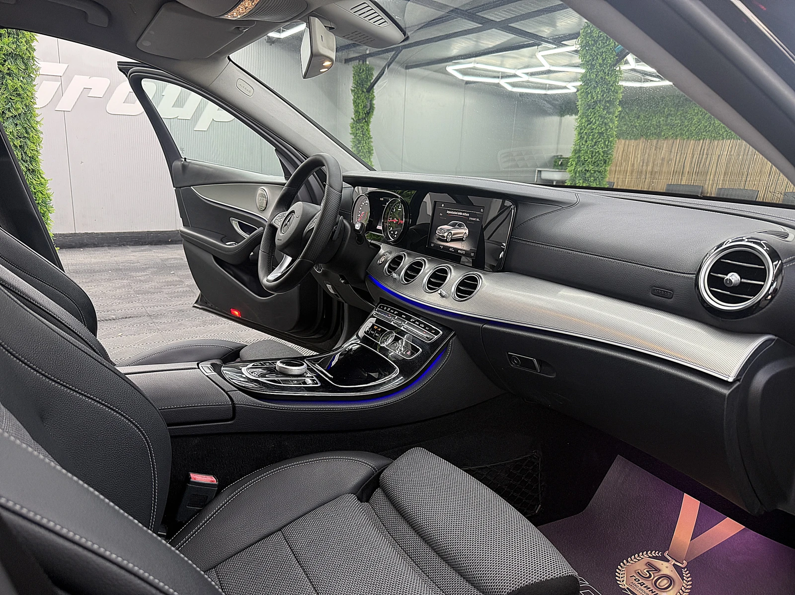 Mercedes-Benz E 220 BRABUS/9gt/KeylessGo/СОБСТВЕН ЛИЗИНГ, снимка 9 - Автомобили и джипове - 55989323