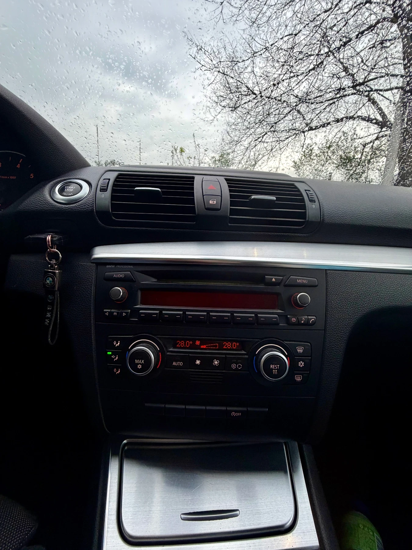 BMW 118, снимка 5 - Автомобили и джипове - 56276891