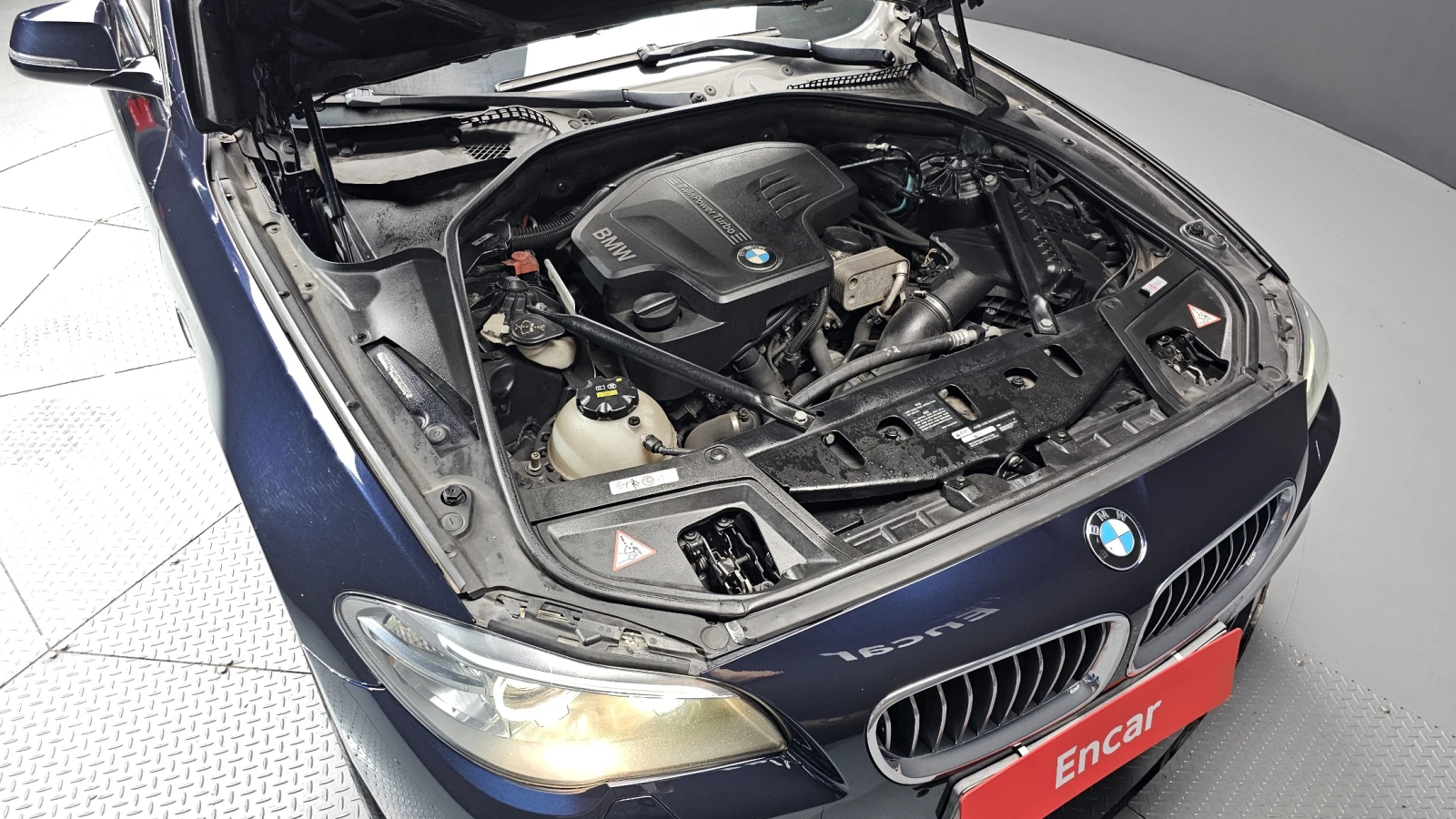 BMW 528 528i / M Aero Dynamic, снимка 6 - Автомобили и джипове - 56546918