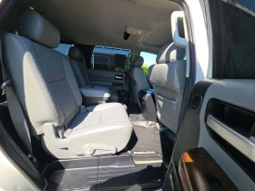 Toyota Sequoia PLATINUM* 5.7 V8* 7PASS* БЕЗ РЪЖДА* КРАЙНА ЦЕНА, снимка 11