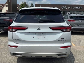 Mitsubishi Outlander 2.4L  Hybrid GT / HUD / 360 / DISTRONIC, снимка 4