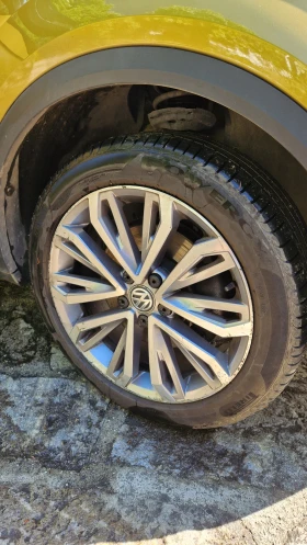 VW T-Roc | Mobile.bg    6