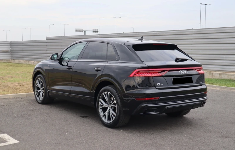 Audi Q8 50TDI Quattro S-Line, снимка 4 - Автомобили и джипове - 47226875