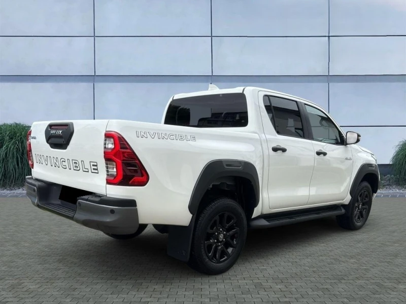 Toyota Hilux 2.8 D-4D/INVINCIBLE/DOUBLE CAB/JBL/360/, снимка 6 - Автомобили и джипове - 51263856