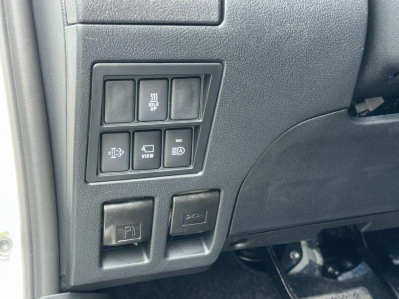 Toyota Hilux 2.8 D-4D/INVINCIBLE/DOUBLE CAB/JBL/360/, снимка 9 - Автомобили и джипове - 51263856