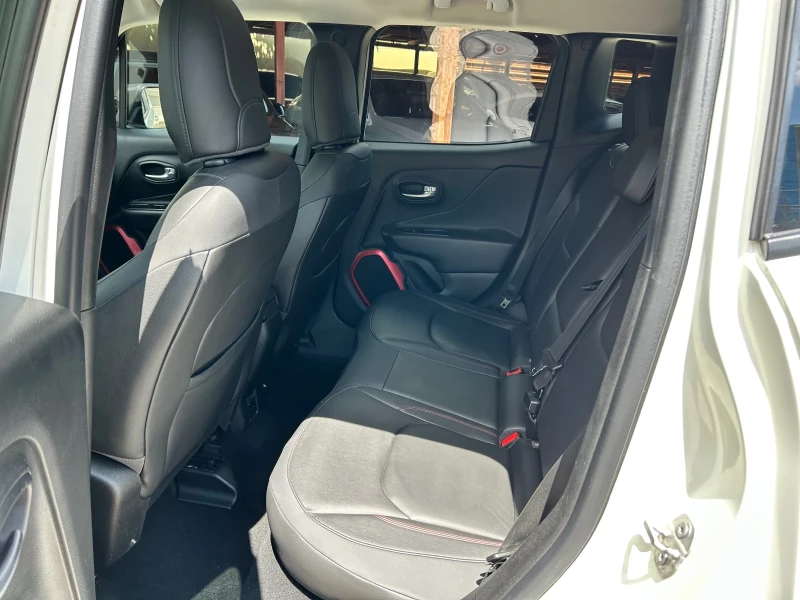 Jeep Renegade TRAILHAWK 2.0d 170к.с, снимка 16 - Автомобили и джипове - 51624746