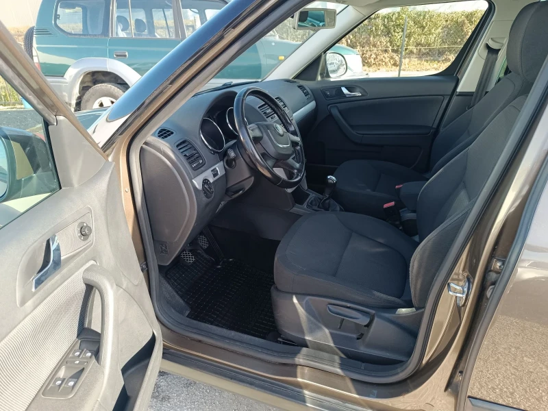 Skoda Yeti 1.4-122hp.-NAVI-TOP., снимка 9 - Автомобили и джипове - 52864417