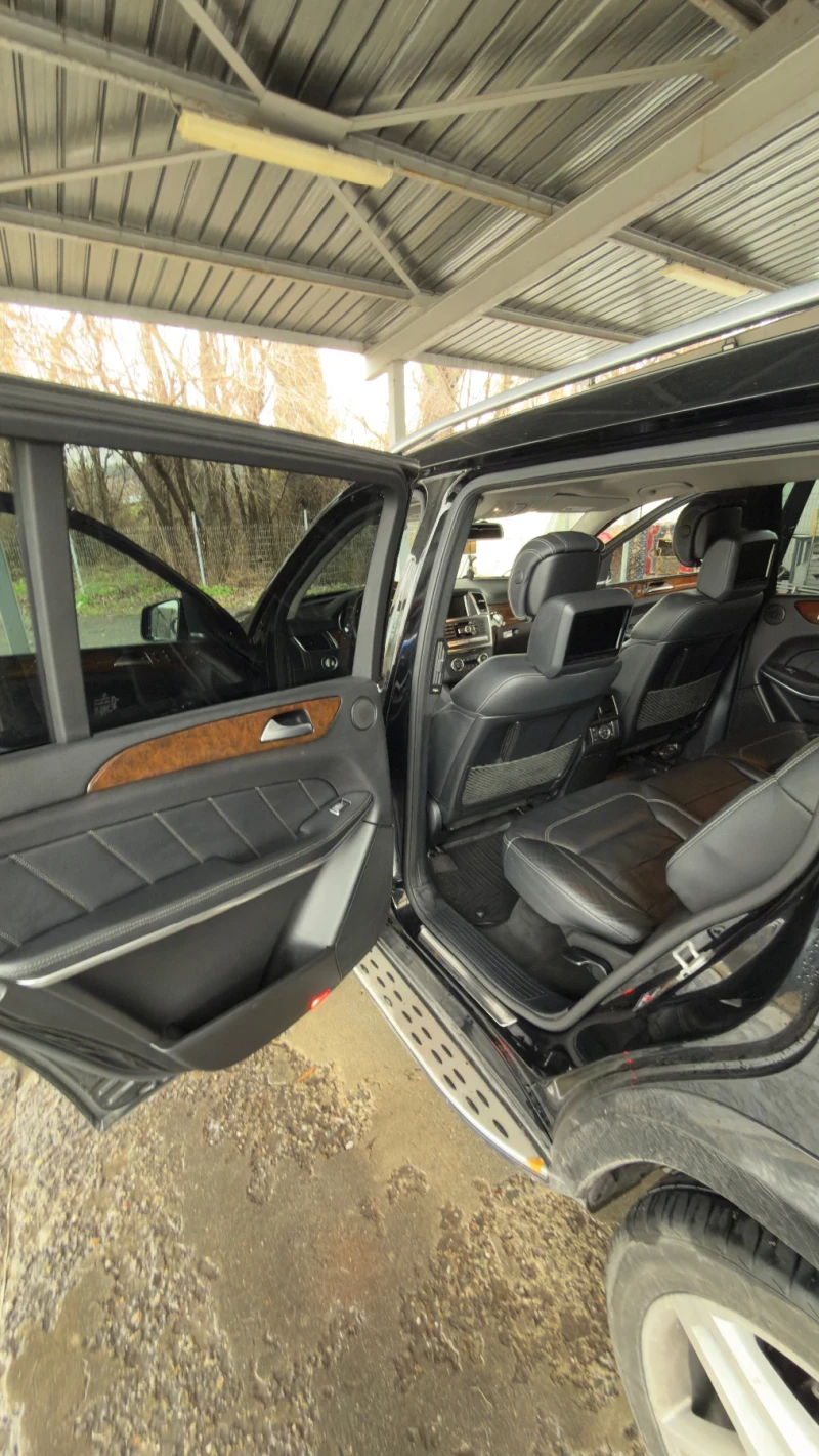 Mercedes-Benz GL 550, снимка 13 - Автомобили и джипове - 53251883