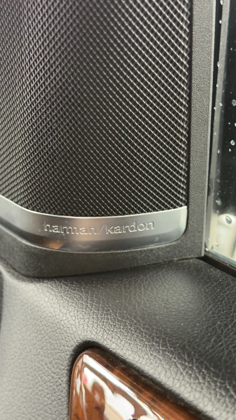 Mercedes-Benz GL 550, снимка 8 - Автомобили и джипове - 53251883