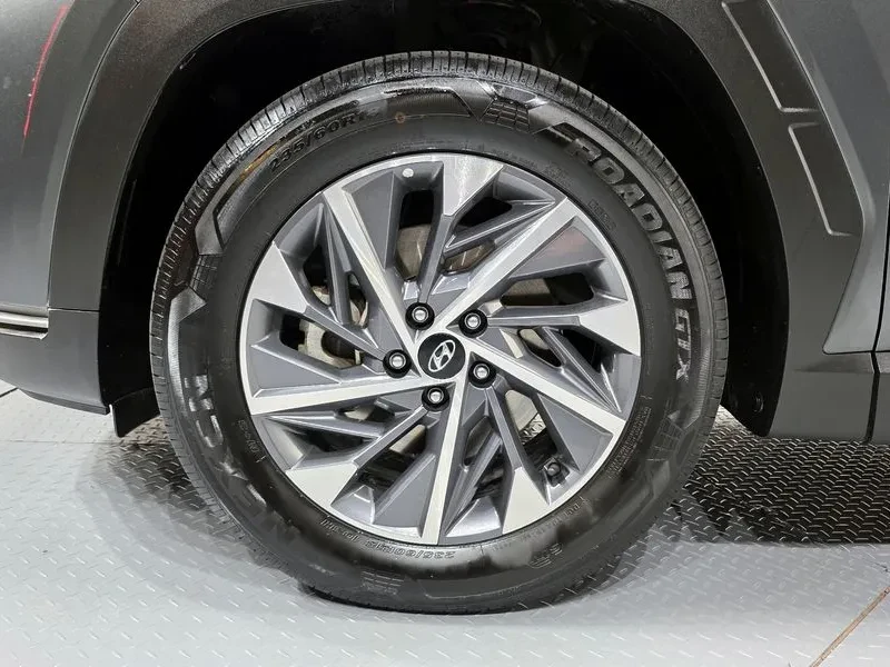 Hyundai Tucson 1.6 4WD - САМО 30% АВАНС, снимка 5 - Автомобили и джипове - 56255853