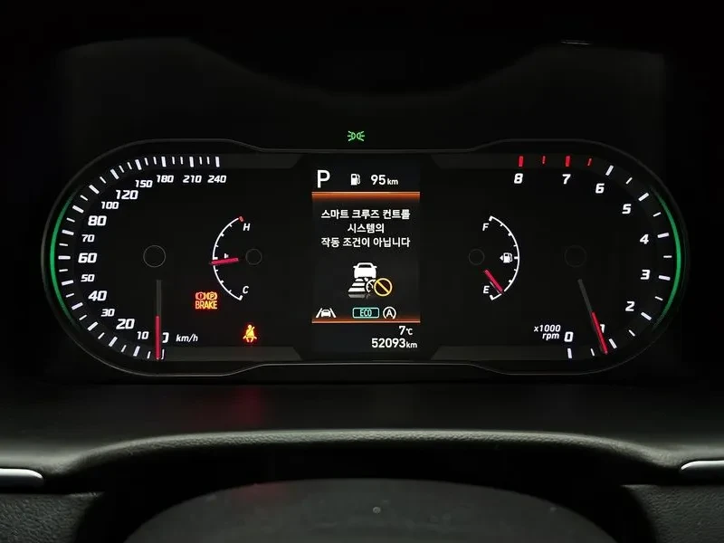 Hyundai Tucson 1.6 4WD - САМО 30% АВАНС, снимка 8 - Автомобили и джипове - 56255853