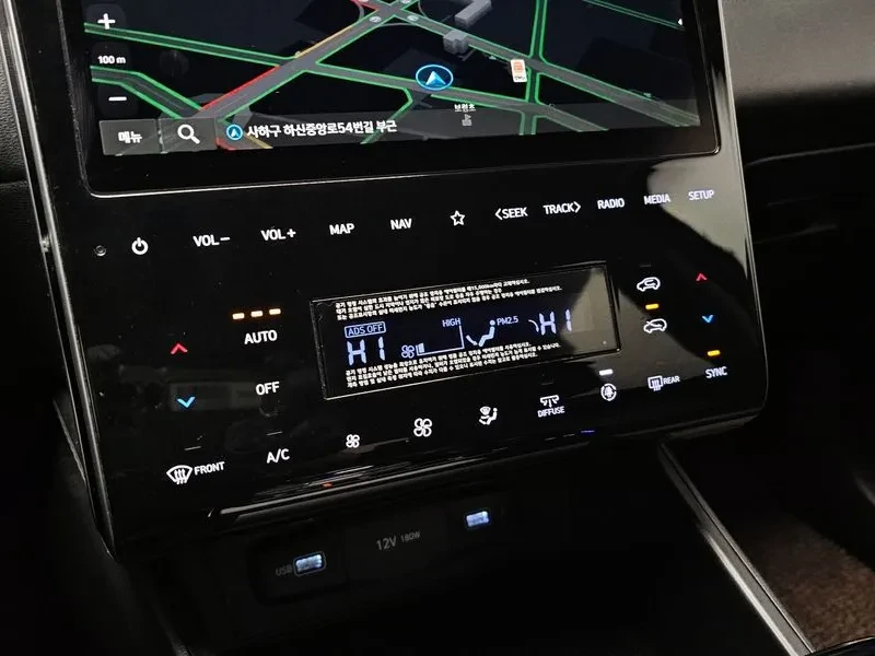 Hyundai Tucson 1.6 4WD - САМО 30% АВАНС, снимка 15 - Автомобили и джипове - 56255853