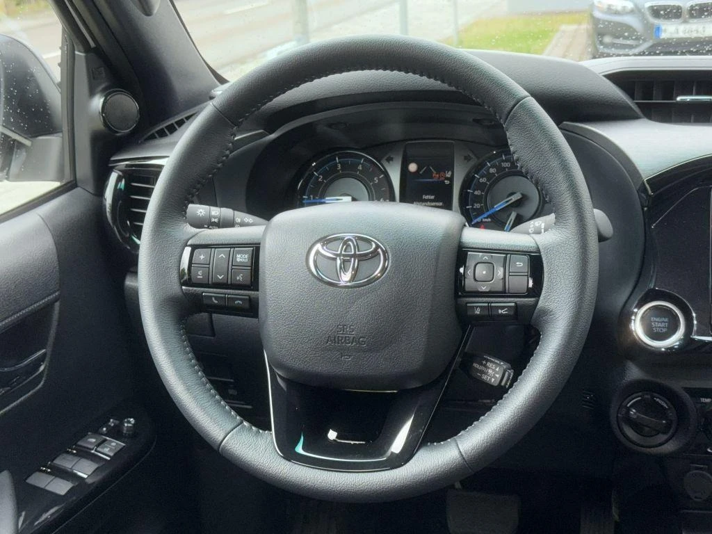 Toyota Hilux 2.8 D-4D/INVINCIBLE/DOUBLE CAB/JBL/360/ - изображение 10