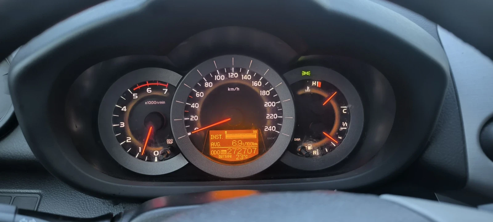 Toyota Rav4  - изображение 10