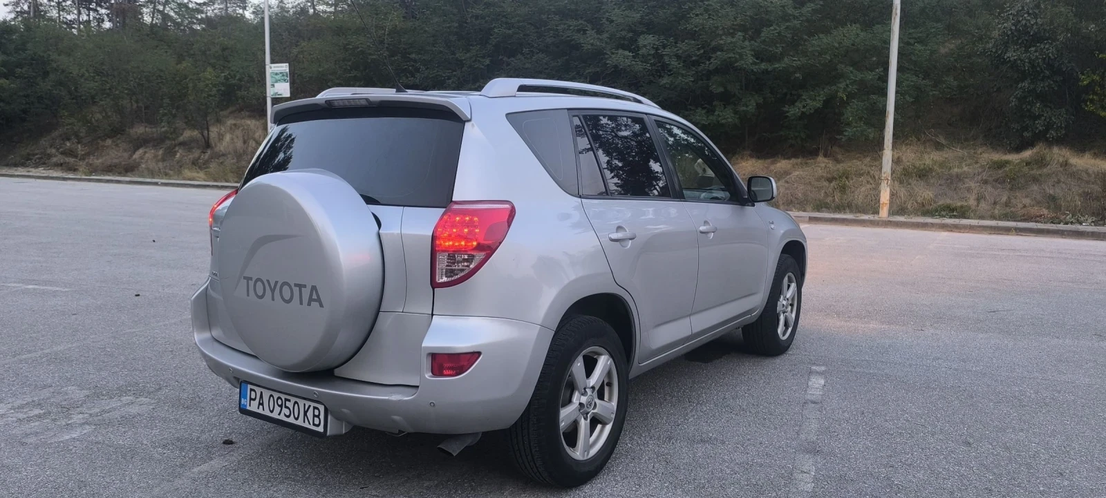 Toyota Rav4  - изображение 2