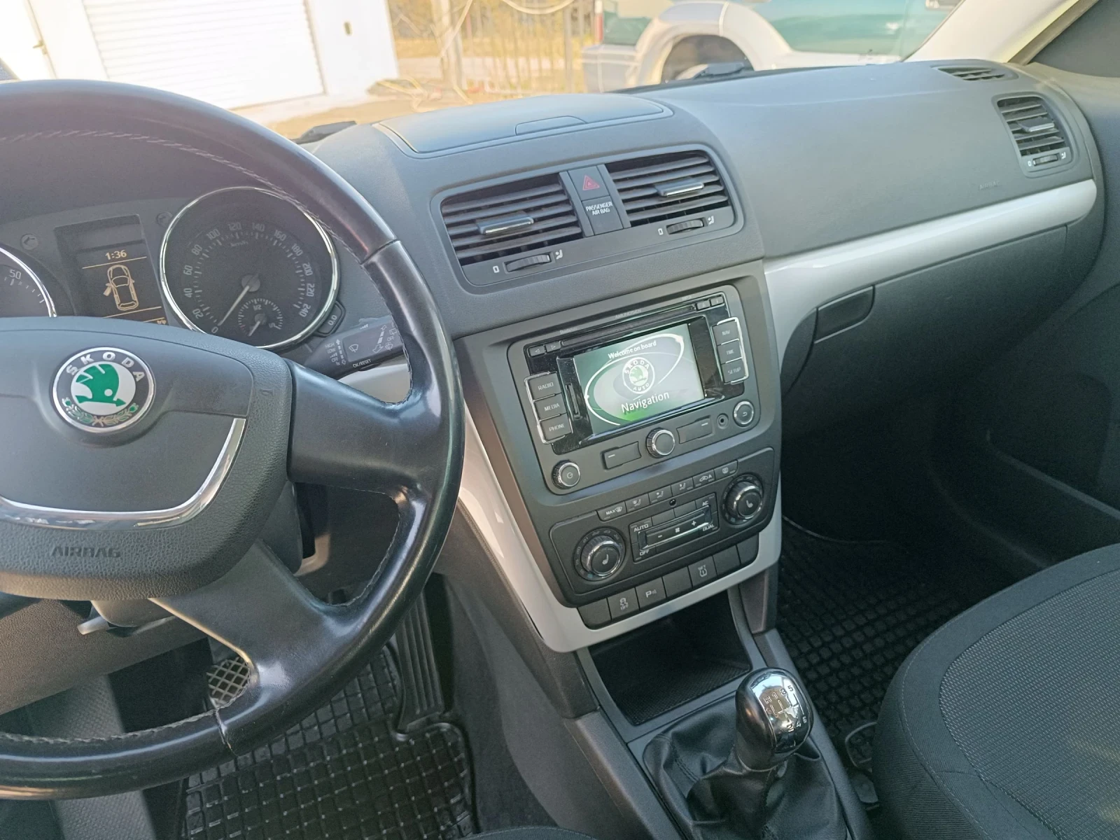Skoda Yeti 1.4-122hp.-NAVI-TOP. | Mobile.bg � ����������� 12