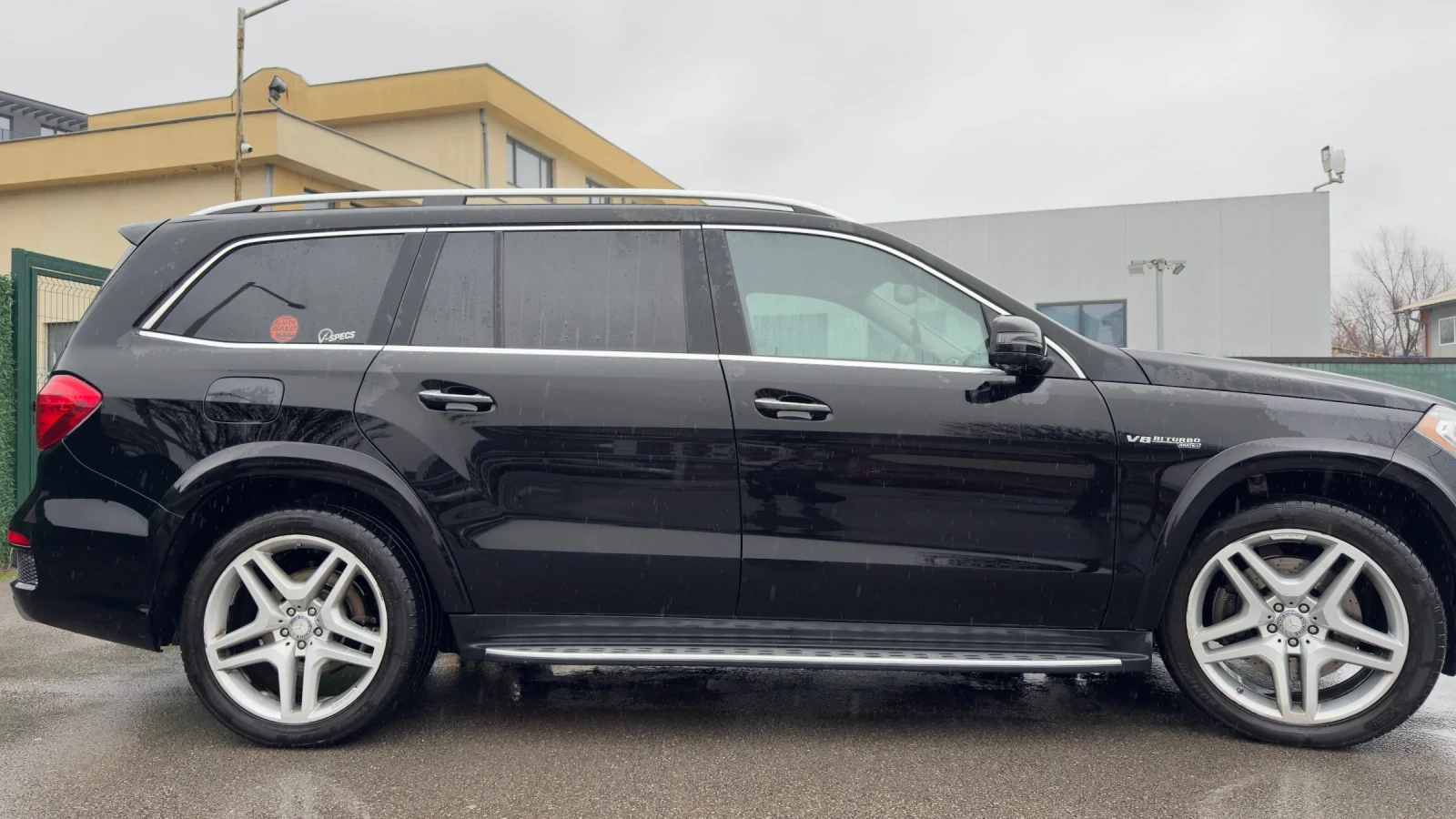 Mercedes-Benz GL 550  - изображение 3