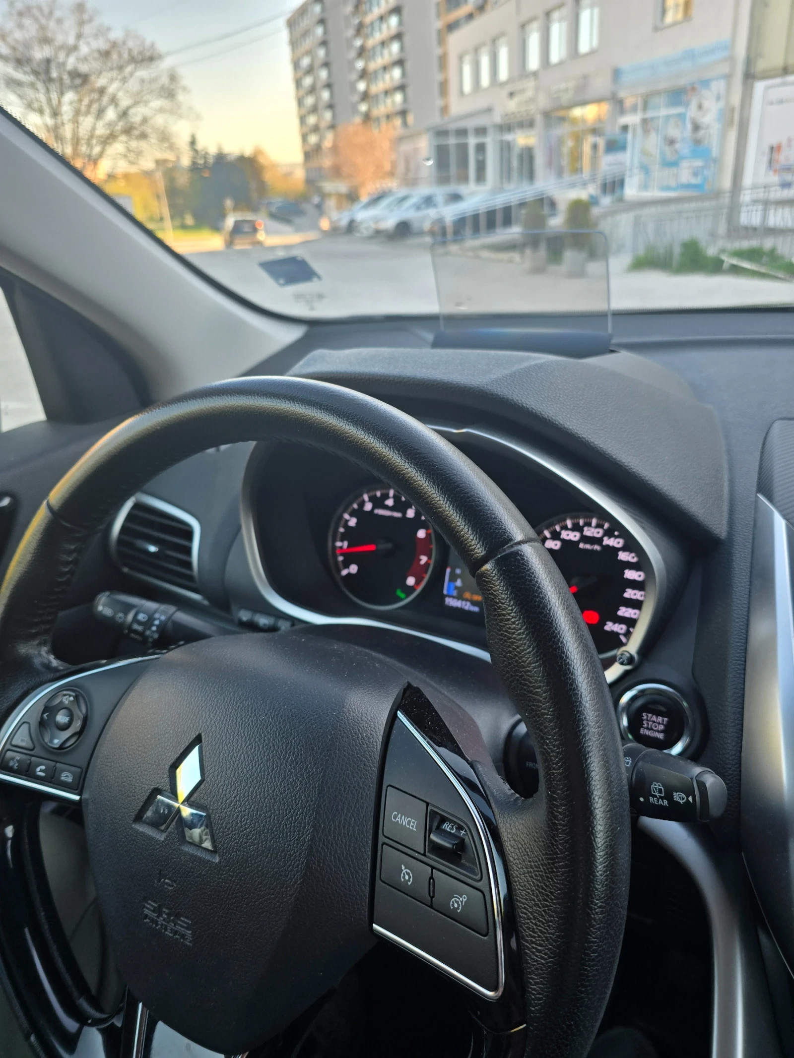 Mitsubishi Eclipse Cross, снимка 8 - Автомобили и джипове - 54486813