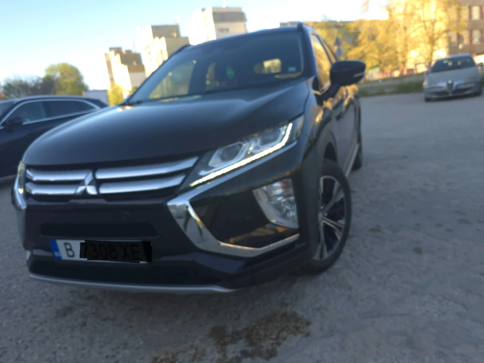 Mitsubishi Eclipse Cross, снимка 3 - Автомобили и джипове - 54486813