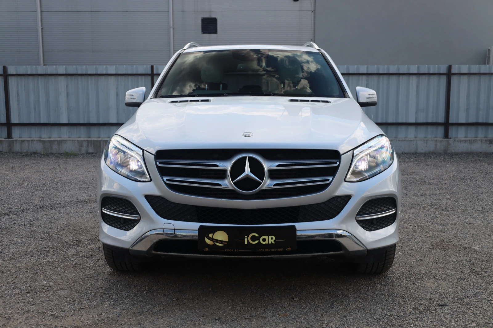 Mercedes-Benz GLE 350 d 4Matic AIR Offroad Memory SzH LEDER iCarbg , снимка 2 - Автомобили и джипове - 55049500