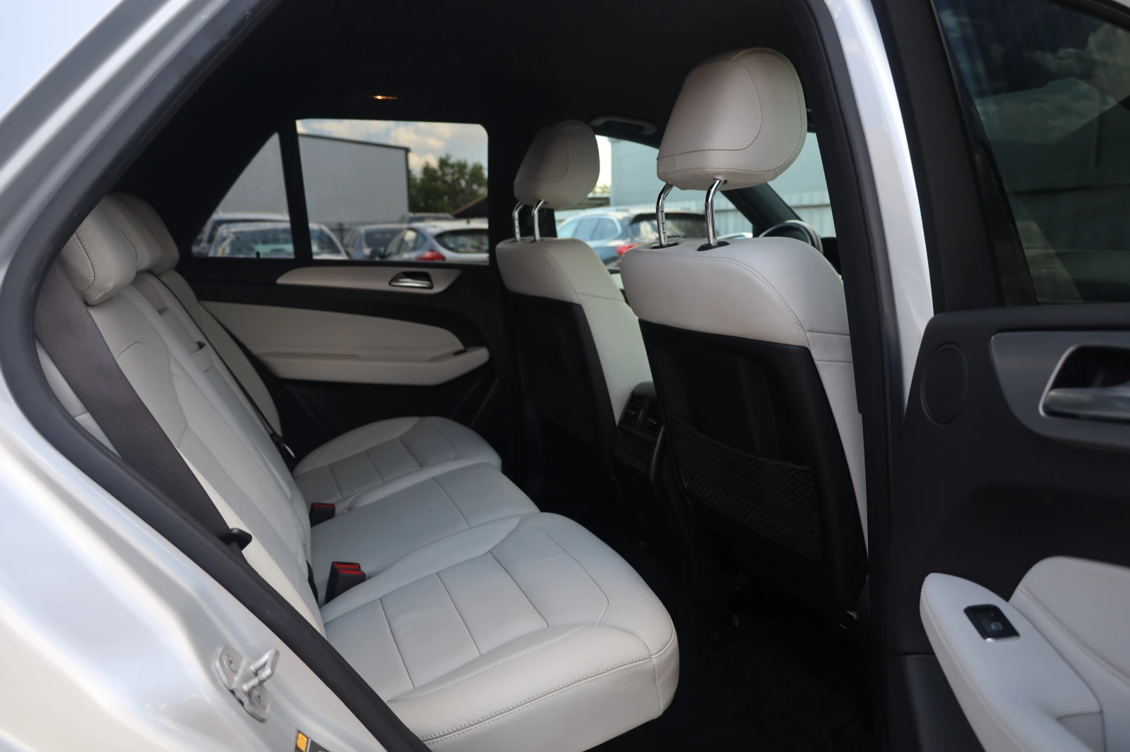 Mercedes-Benz GLE 350 d 4Matic AIR Offroad Memory SzH LEDER iCarbg , снимка 9 - Автомобили и джипове - 55049500