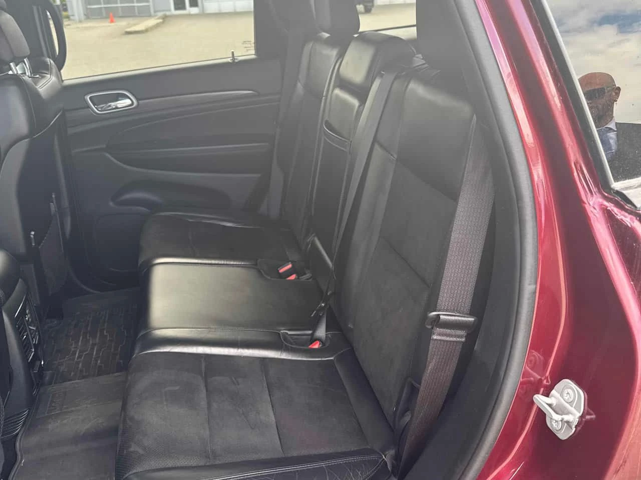 Jeep Grand cherokee * Altitude * АВТОКРЕДИТ БЕЗ ПЪРВОНАЧАЛНА ВНОСКА* , снимка 11 - Автомобили и джипове - 55230929