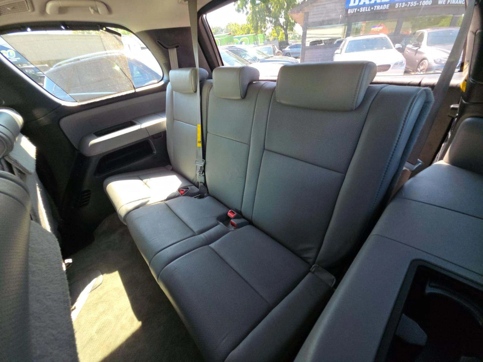 Toyota Sequoia PLATINUM* 5.7 V8* 7PASS* БЕЗ РЪЖДА* КРАЙНА ЦЕНА, снимка 12 - Автомобили и джипове - 55611698