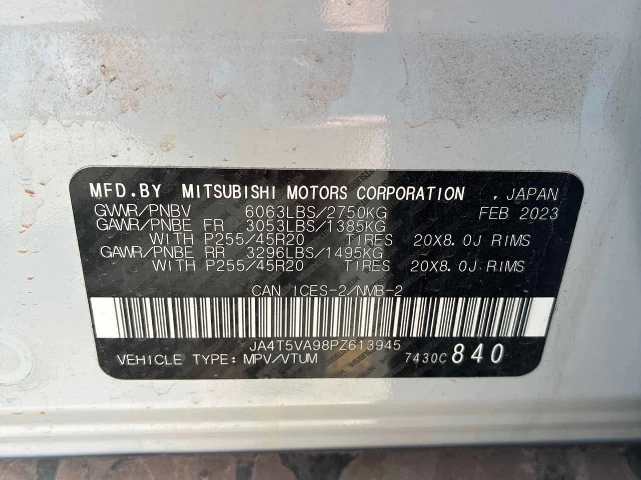 Mitsubishi Outlander 2.4L  Hybrid GT / HUD / 360 / DISTRONIC, снимка 16 - Автомобили и джипове - 55613407
