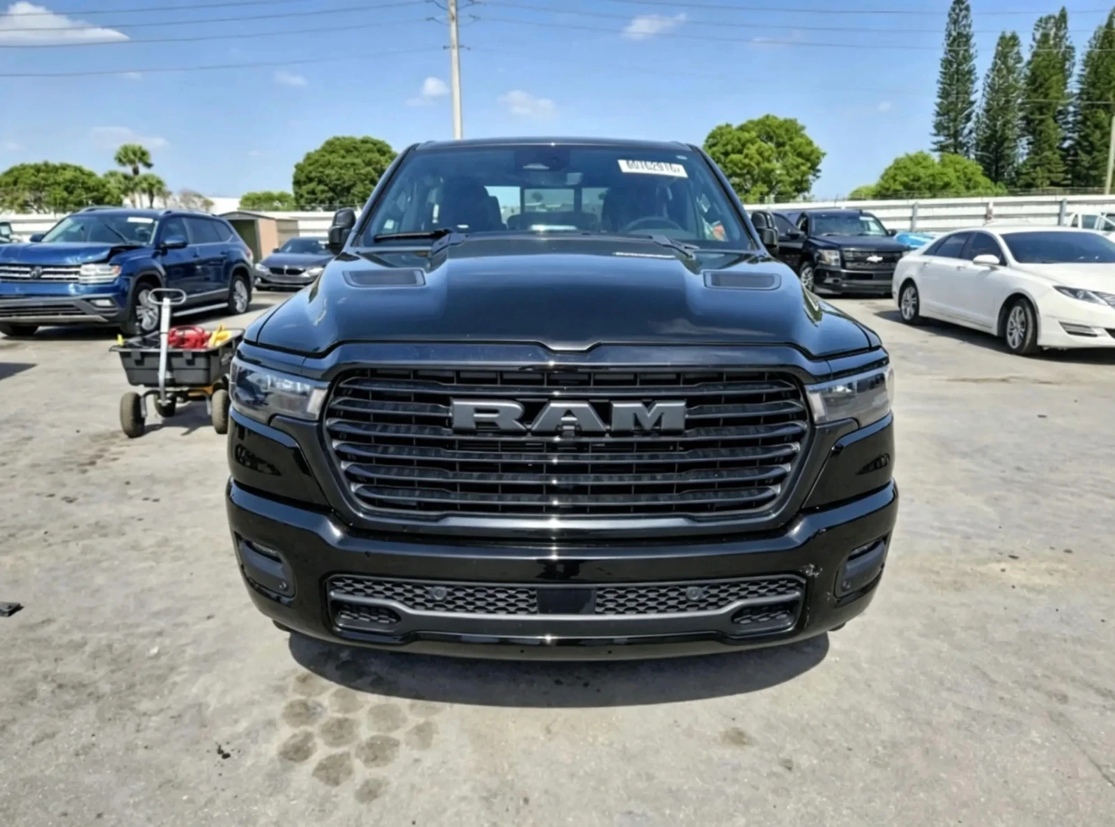 Dodge RAM 1500 LARAMIE | Black Edition | Full Екстри | На Части| , снимка 2 - Автомобили и джипове - 55846395