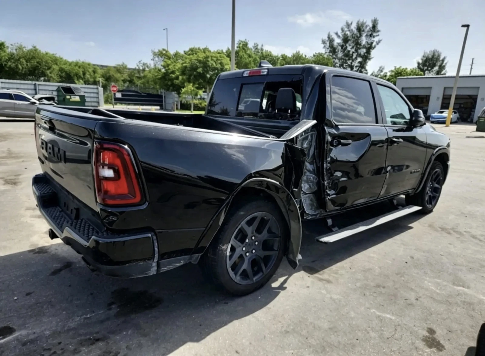 Dodge RAM 1500 LARAMIE | Black Edition | Full Екстри | На Части| , снимка 6 - Автомобили и джипове - 55846395