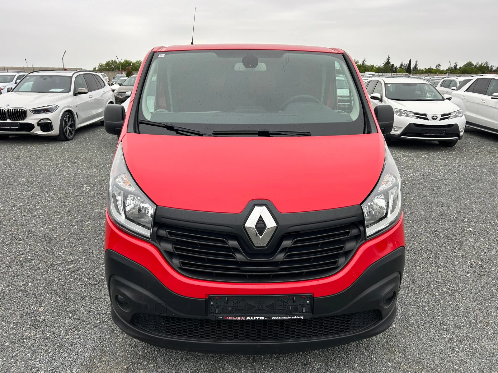 Renault Trafic (KATO НОВА) - изображение 2