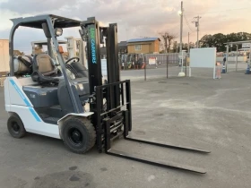 Мотокар UniCarriers  НОВ ВНОС ПЕРФЕКТЕН, снимка 2